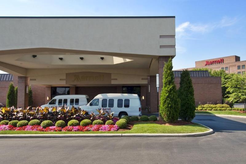 Columbus Airport Marriott Hotel Exterior photo